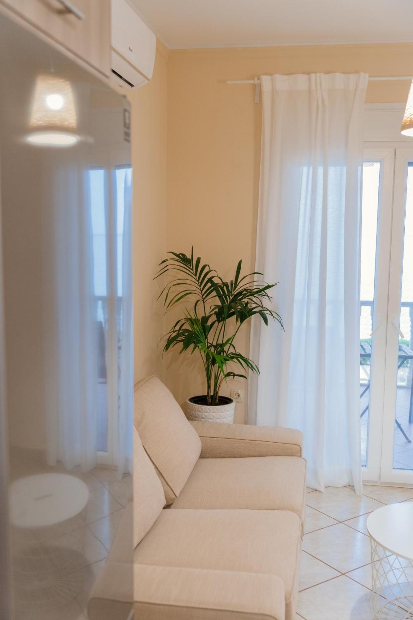 Marine Apartments Venetiko Paralia Agias Foteinis Eksteriør bilde